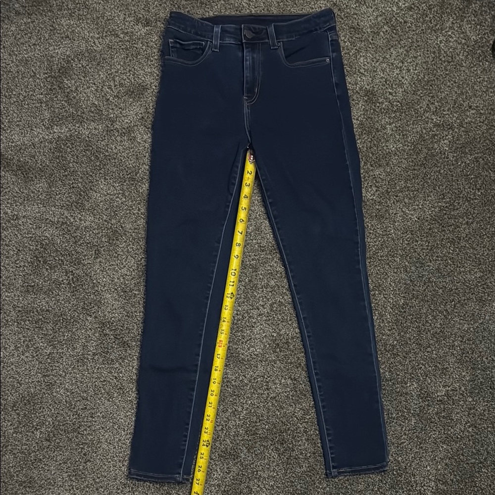 Levi jeans size 28x30